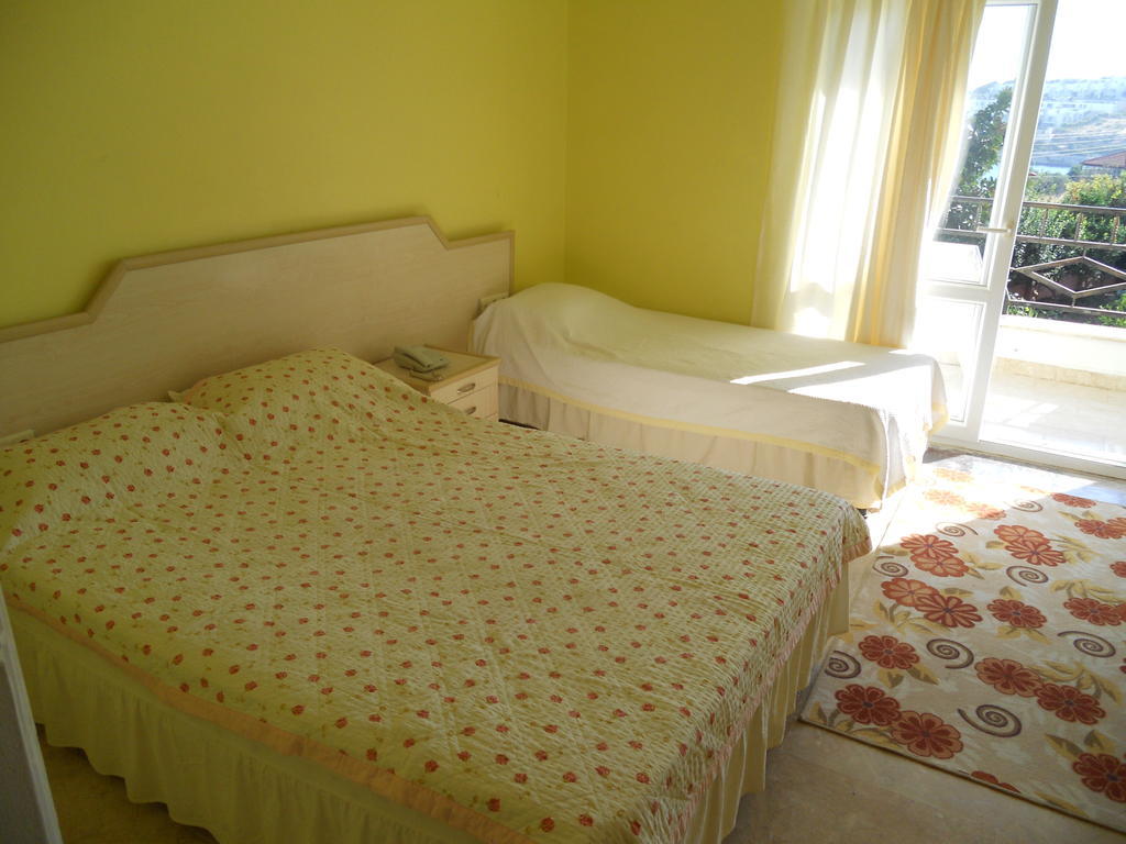 Baris Hotel Erdemli Quarto foto